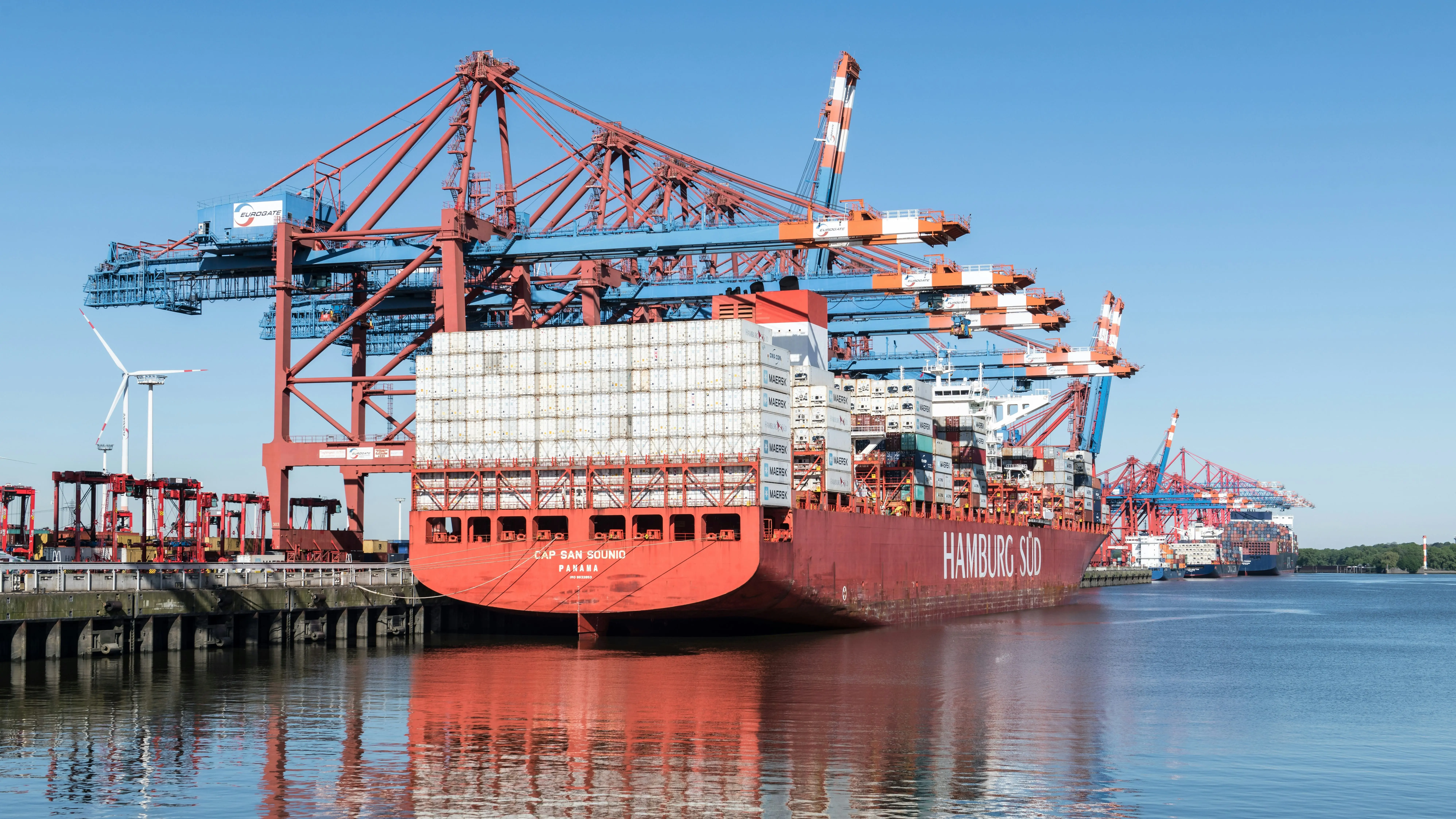 Chartering & Freight Forwarding Service